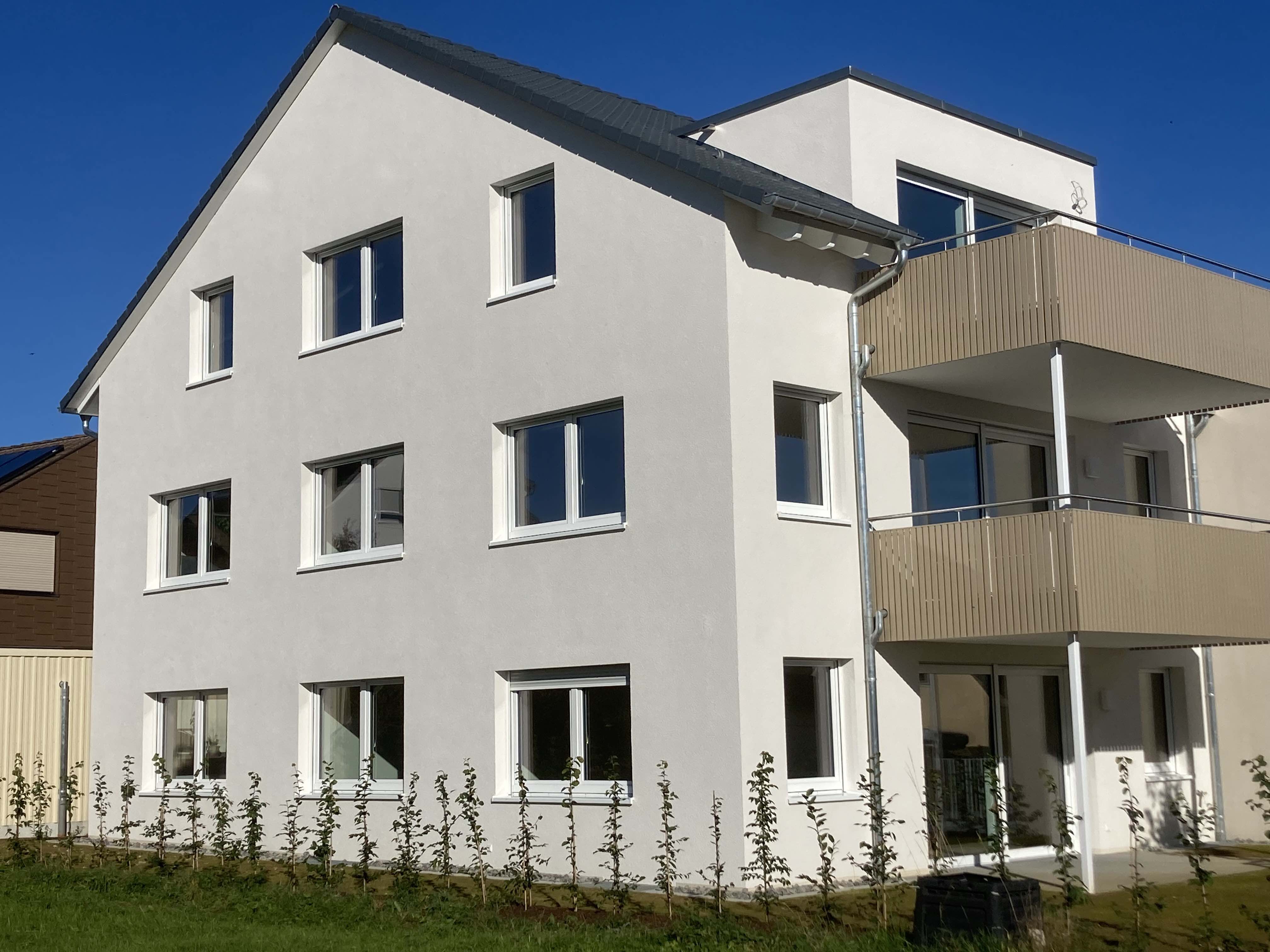 2× Mehrfamilienhaus in Walddorfhäslach, fertiggestellt 2022, KfW-55-Standard mit Erdwärme