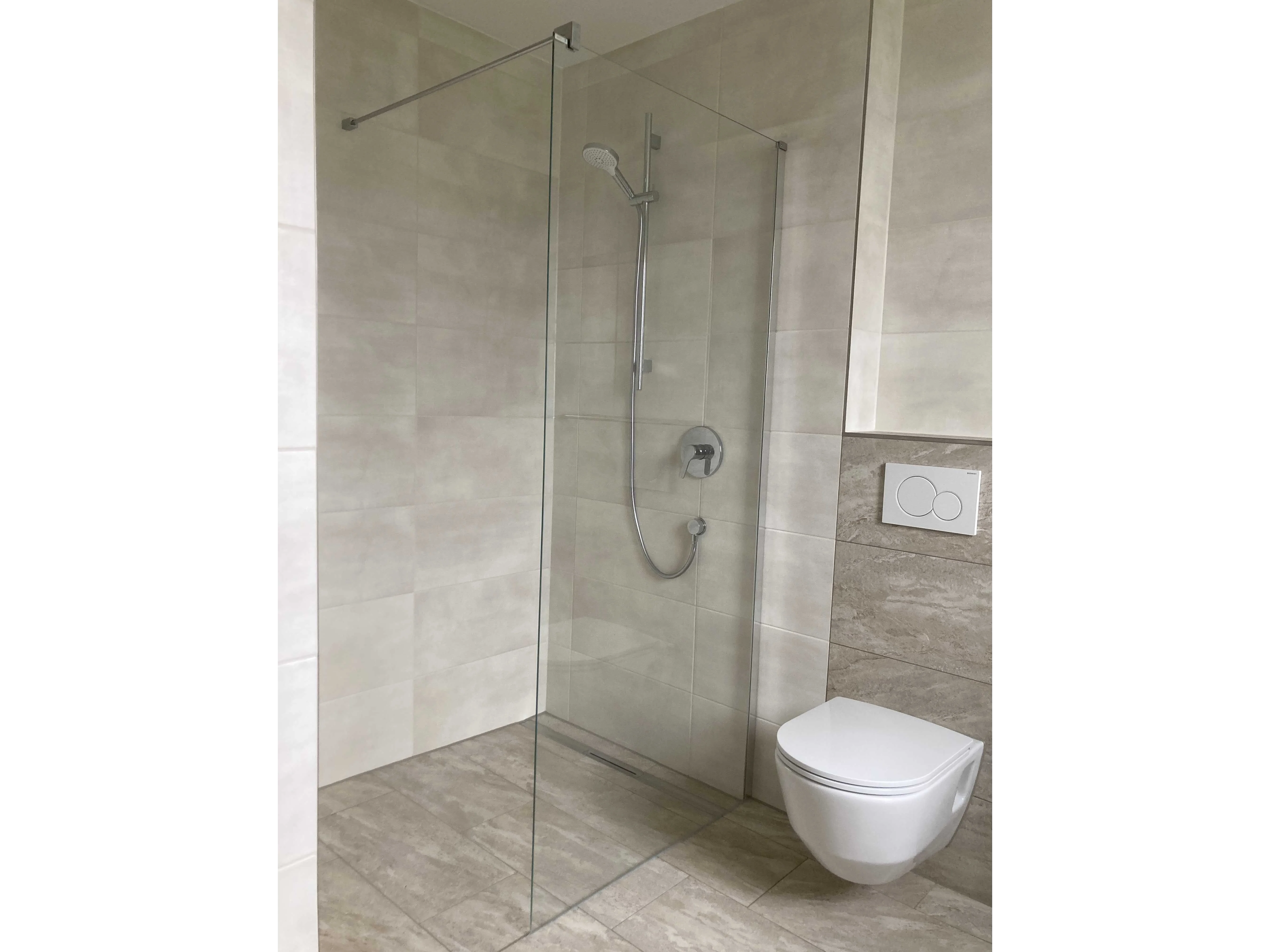Bodenebene Dusche